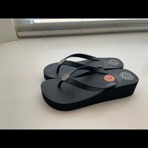 Comfortable and new flip flops just in time for summer!